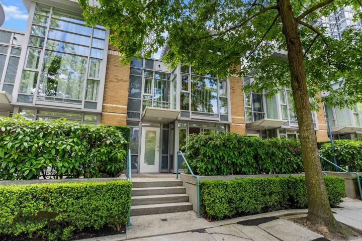 1036 Pacific Boulevard, Yaletown, Vancouver West 2
